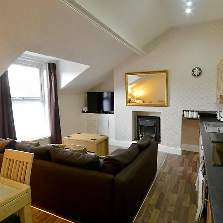 Brightwater 2nd Floor For Up To 6 Guests Near North Bay 아파트